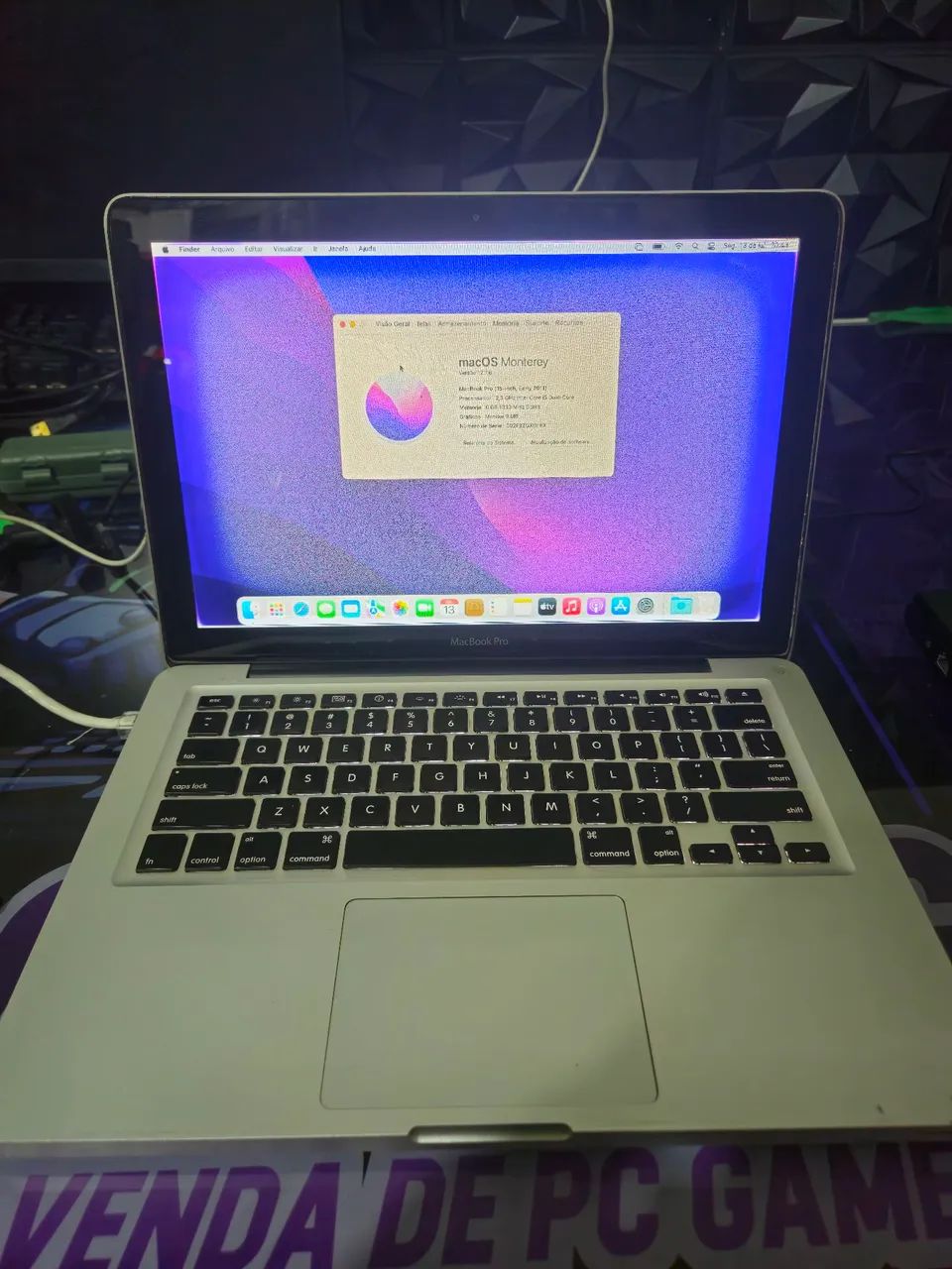 MacBook Pro 13 core i5 6gb ram SSD 120gb