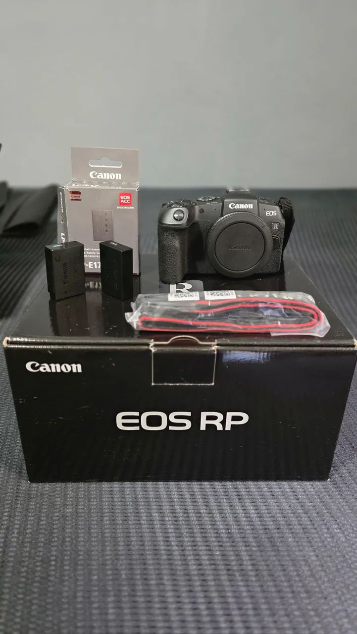 Canon EOS RP Full Frame - Câmera Impecável / Backup com Baixo Uso - Foto 5