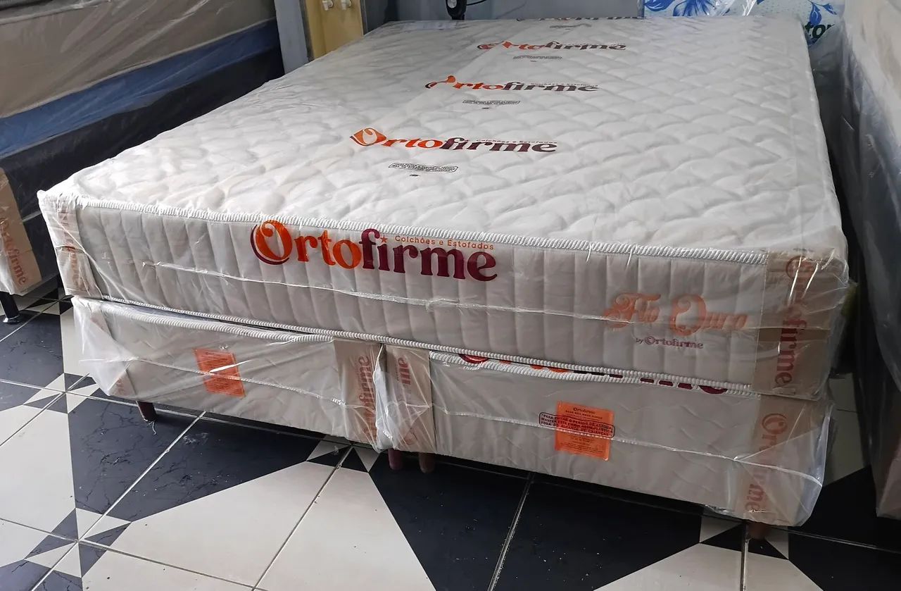 CAMA BOX QUEEN DE MOLAS ENSACADAS  - Foto 2