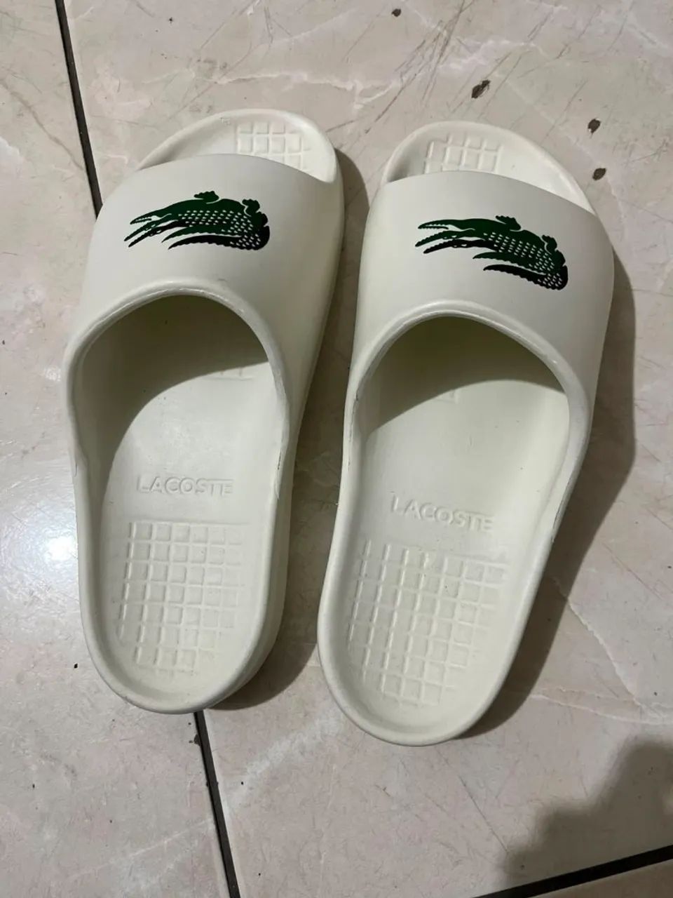 chinelo Slide Lacoste tam 40 - Foto 4
