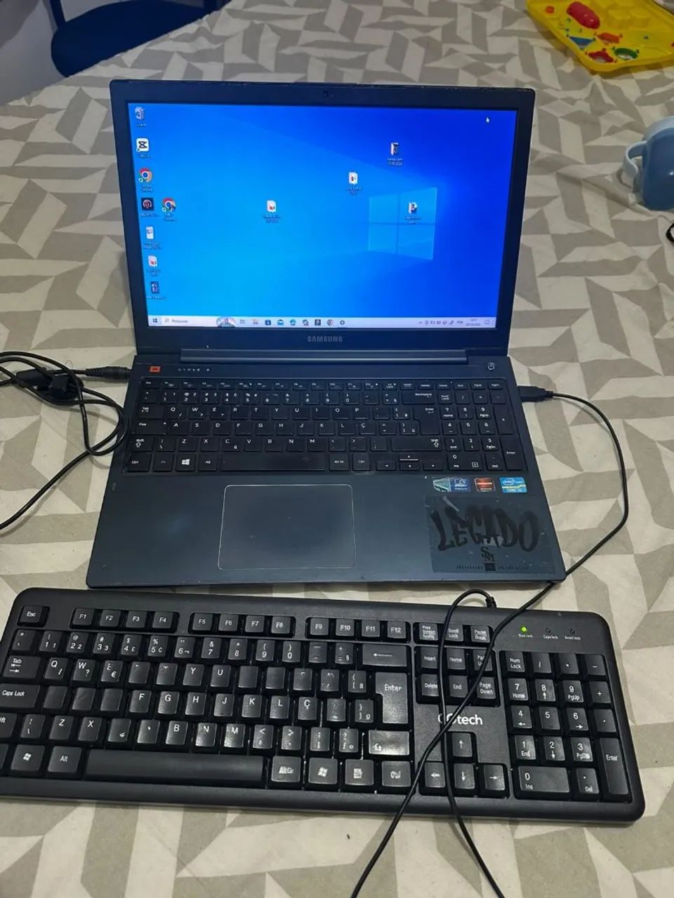 Vendo Notebook Sasung Intel core i5 8g de ram 64 bits 