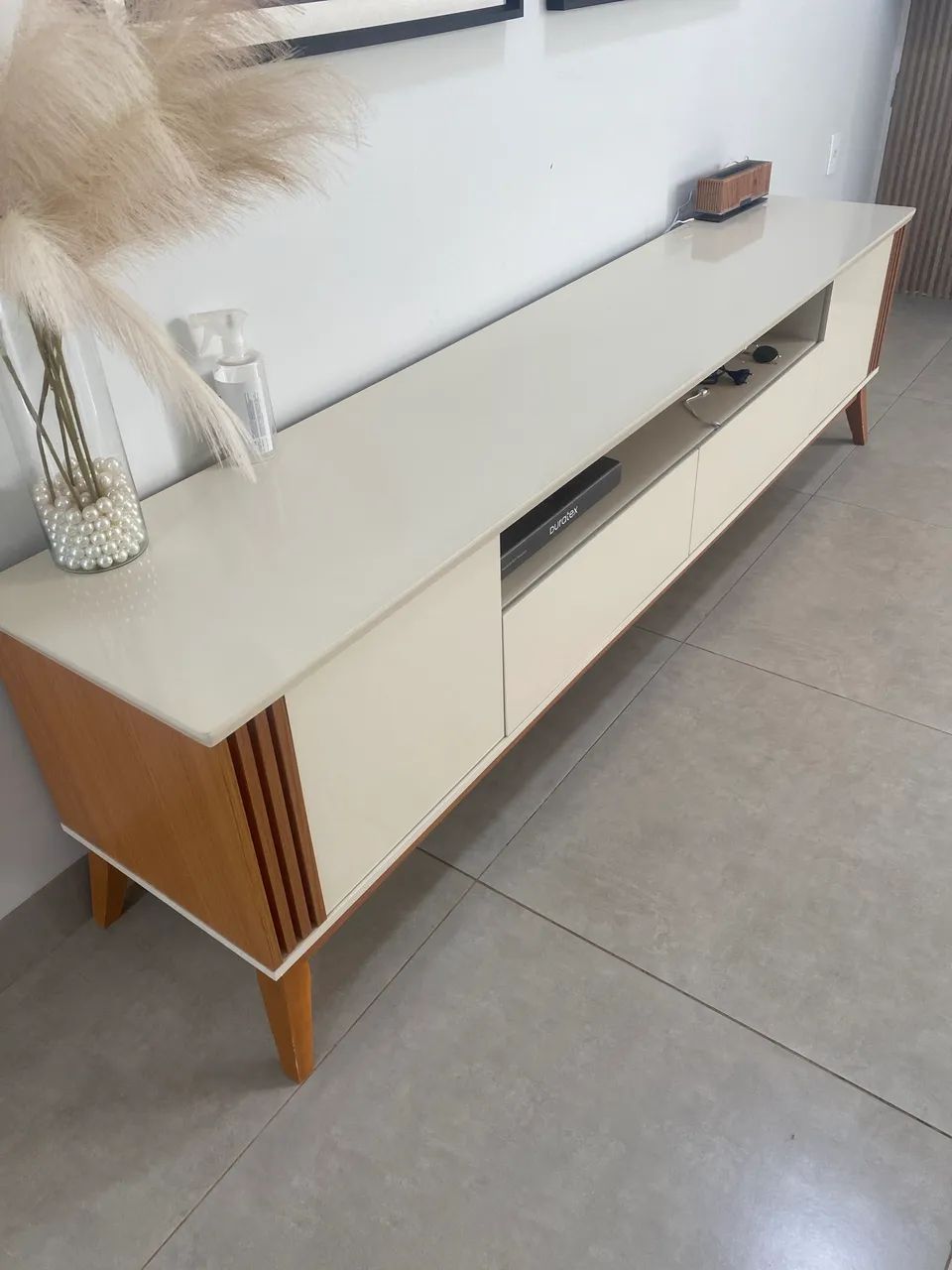 Vendo móvel rack em mdf super conservado? medida. 2,20  - Foto 2