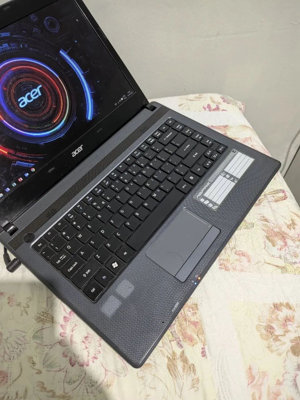 Notebook Acer / Intel / 4GB / HD 500GB c/ Windows 10 - Foto 4