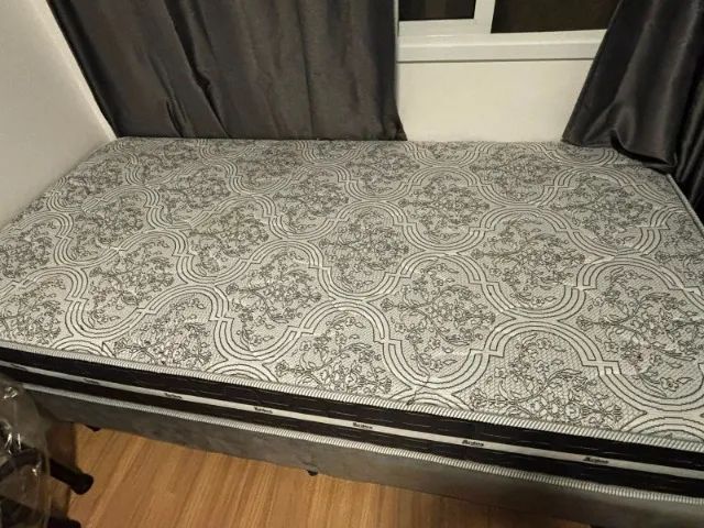 Cama Box + Colchão - Solteiro - usada 3 vezes - Foto 3