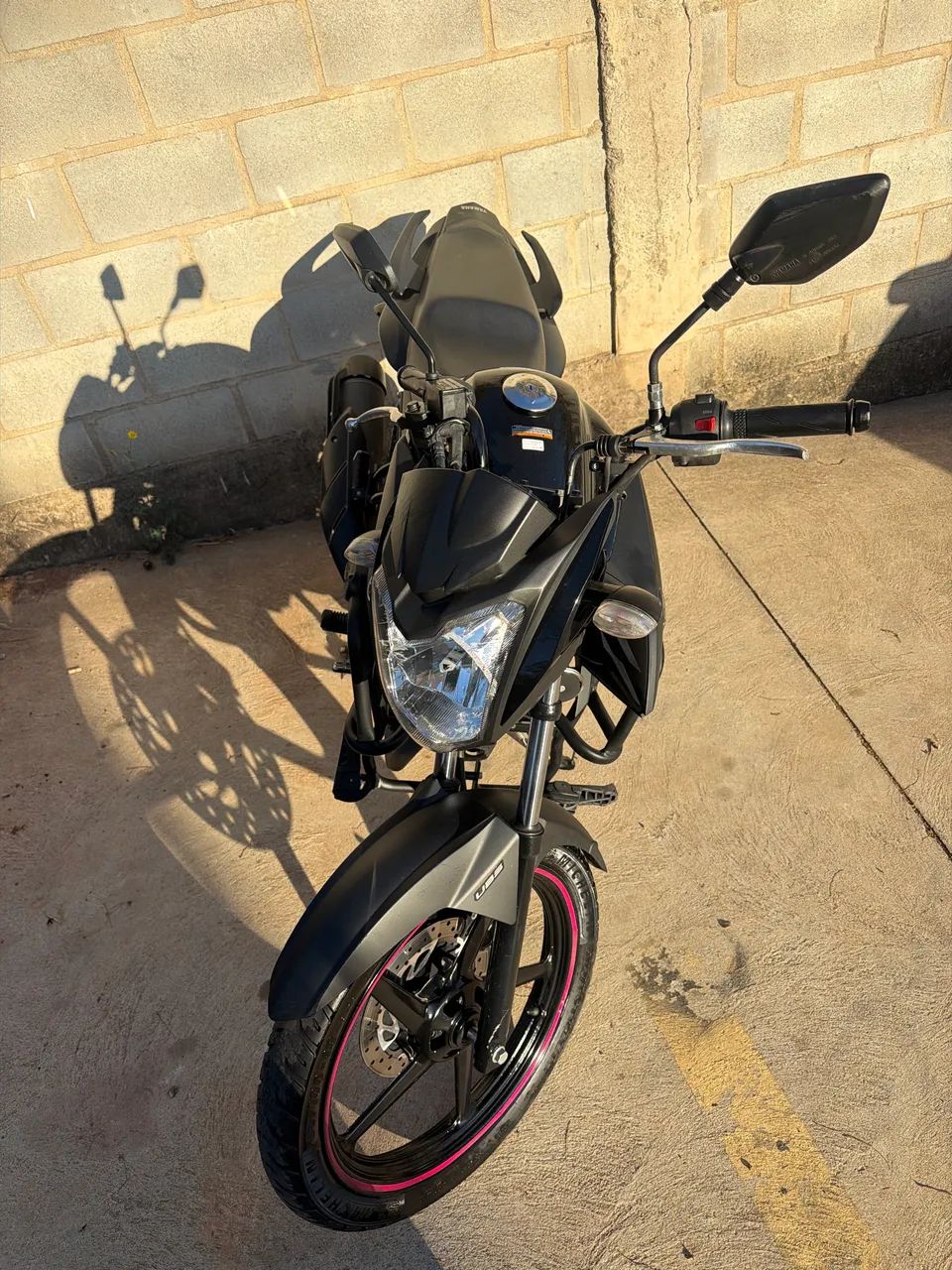 Fazer 150 de mulher e de garagem 