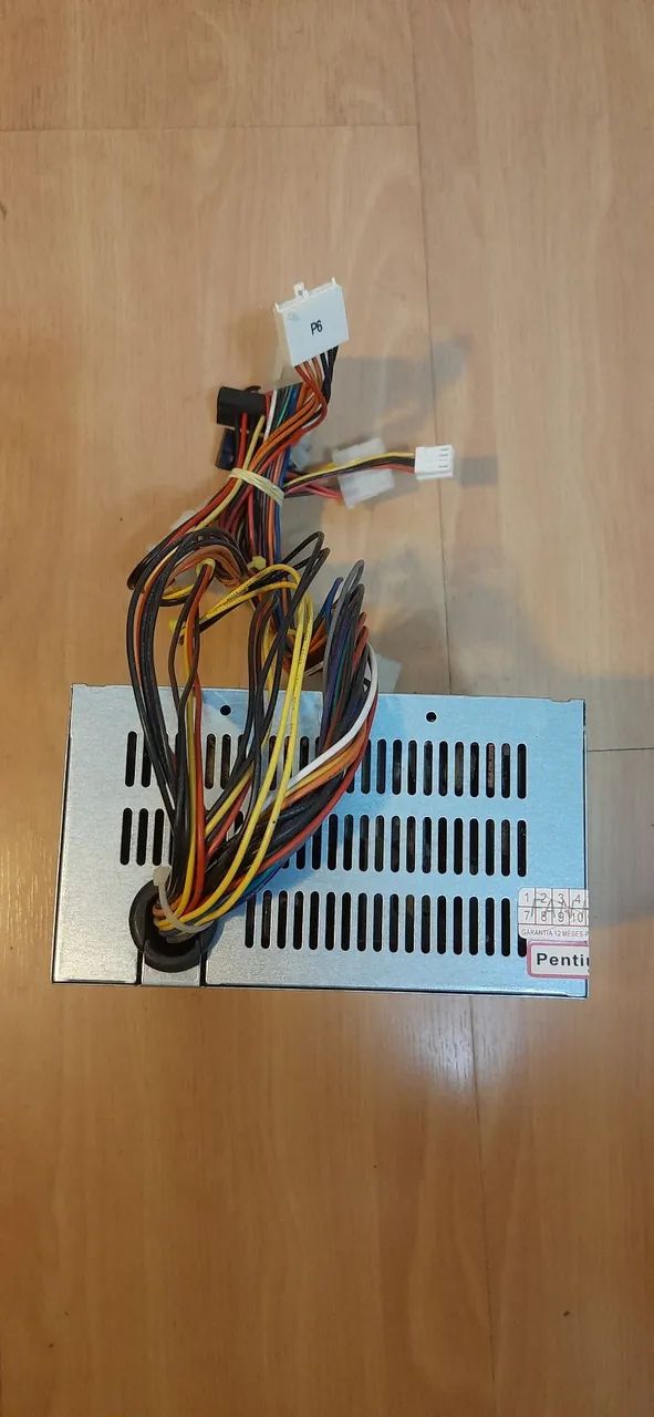 Fonte de computador Fan Hung LC-B300 ATX - Foto 3