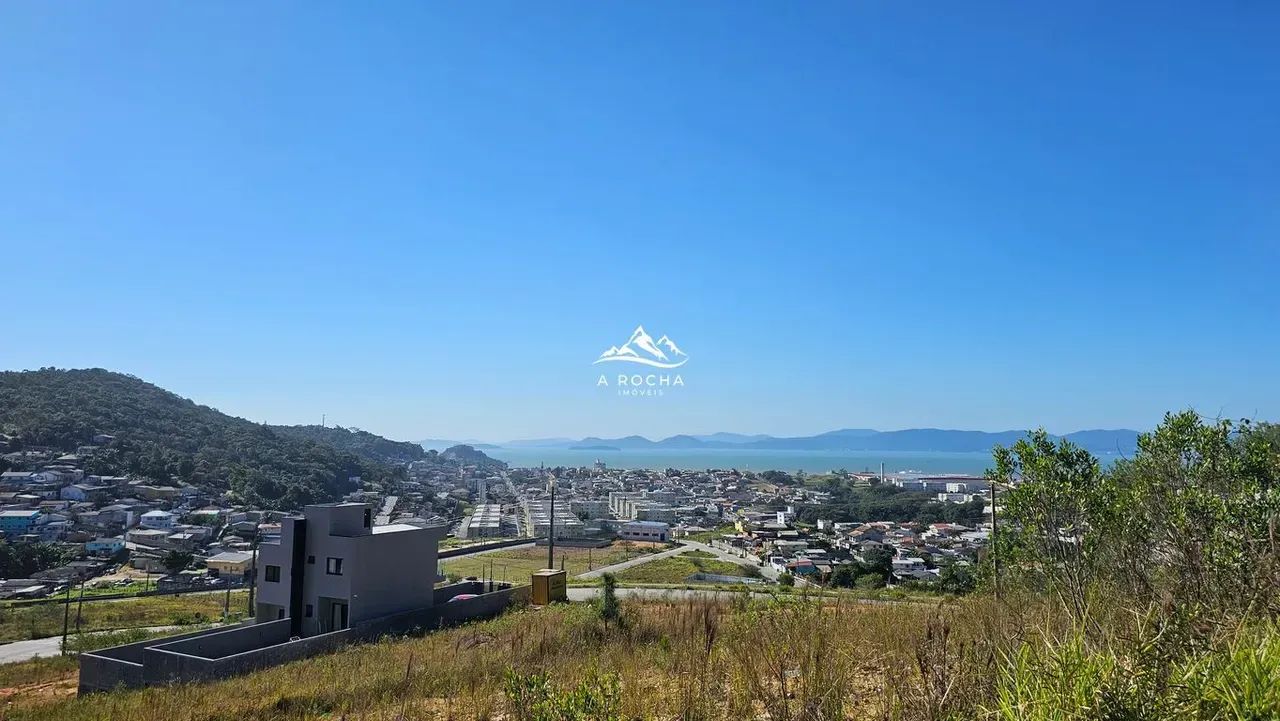 LOTE COM 360M², VISTA PARA O MAR! LOTEAMENTO EXCELENTE EM BIGUAÇU. - Foto 2