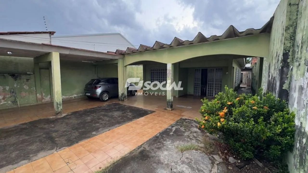 Casa com 3 quartos a venda no São João Bosco