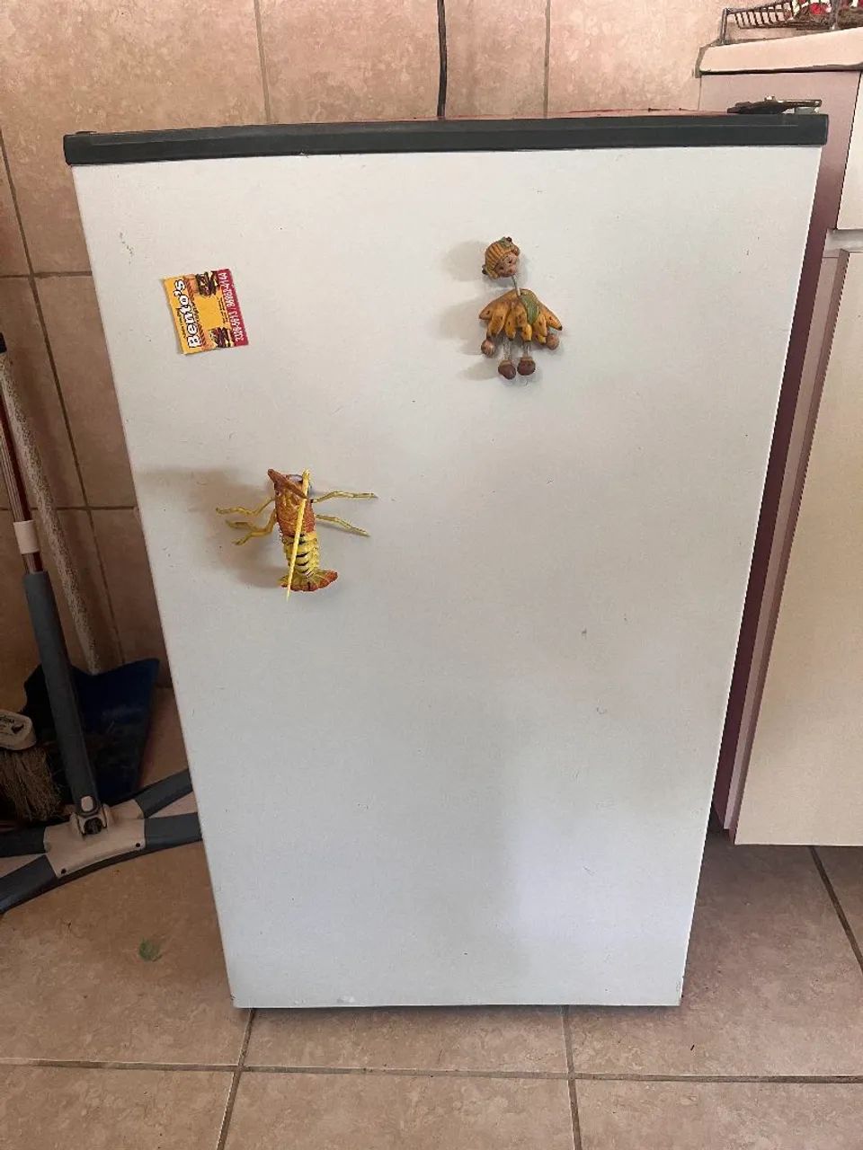 VENDO FRIGOBAR