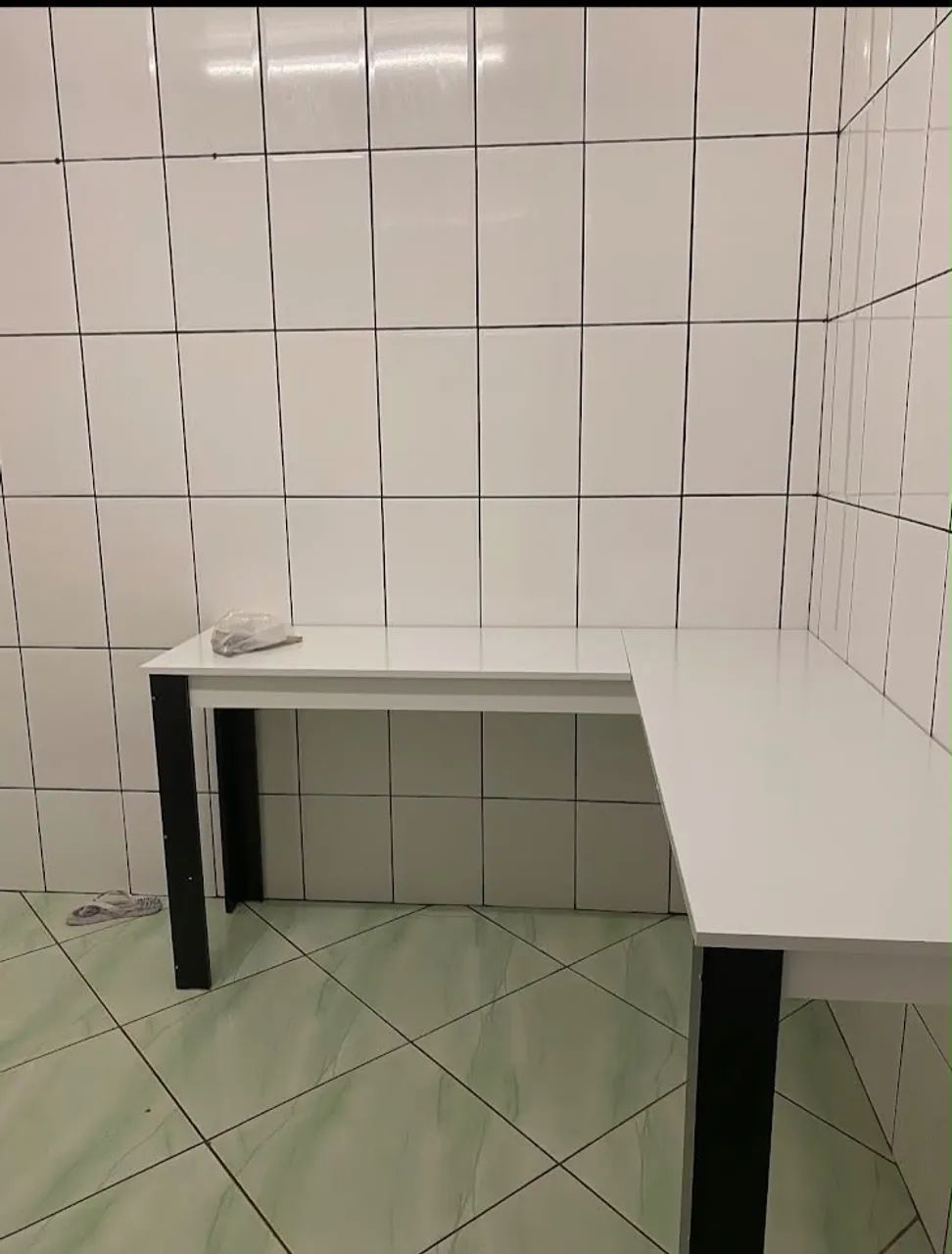 mesa de canto em formato de L - Foto 3