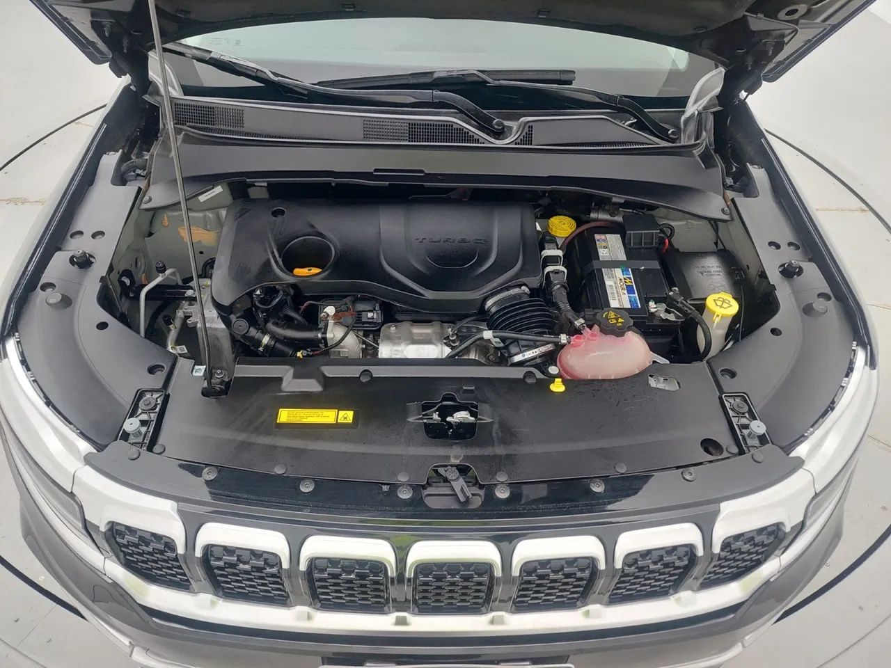 Jeep Commander Limited T270 1.3 TB Flex Aut., foto 10 de 18