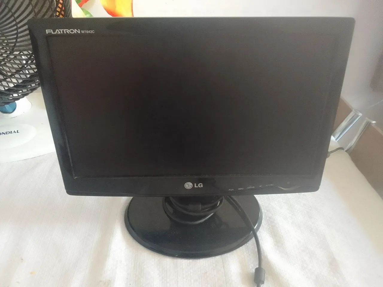 Monitor LG 16 polegadas