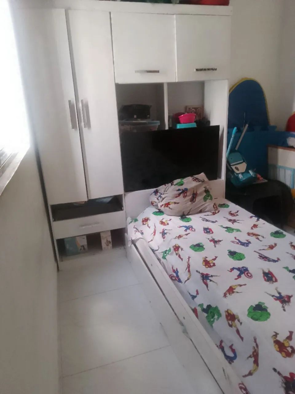 Cama com auxiliar e guardar roupa - Foto 2