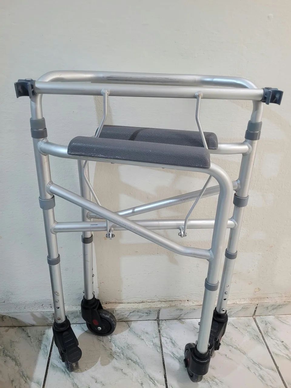 CADEIRA DE BANHO (HIDROLIGHT) - Foto 2