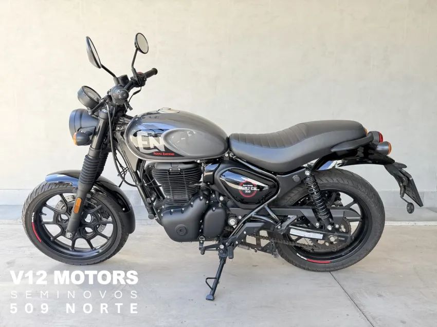 Royal Enfield Hunter 350 Dapper Grey