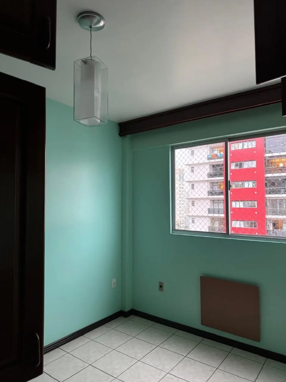 Alugo quarto em apartamento no centro de Itajaí