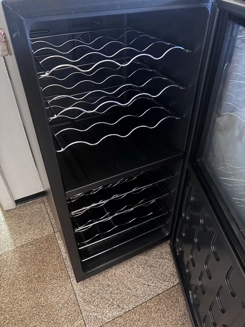 Vendo adega da Procheff semi nova  - Foto 4