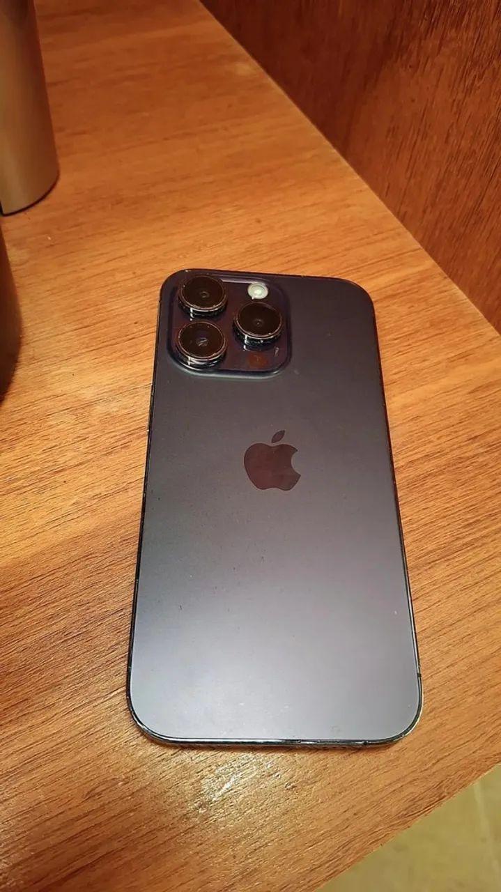 iPhone 14 Pro roxo 256 gigas 