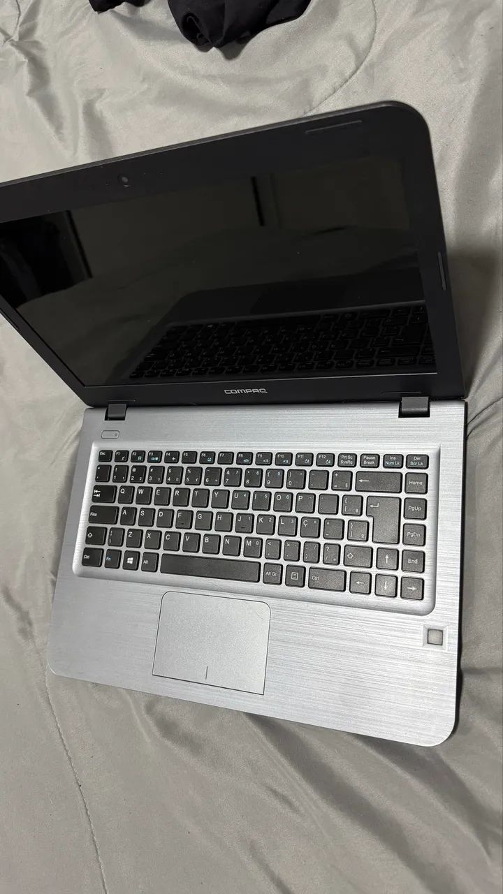 Compaq Presario CQ-17