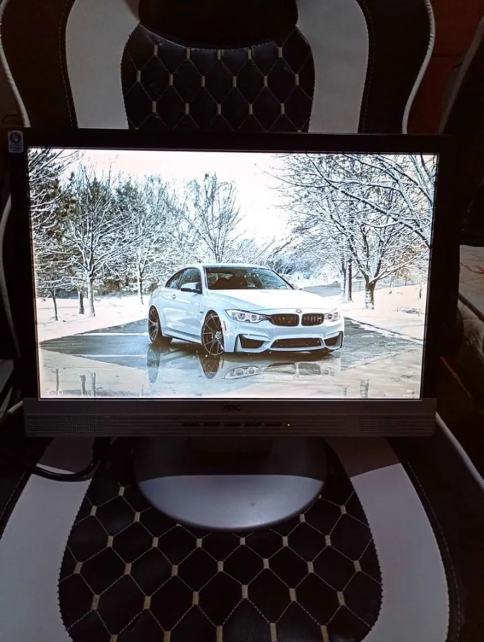 AOC 17-Inch Monitor65713023305219120