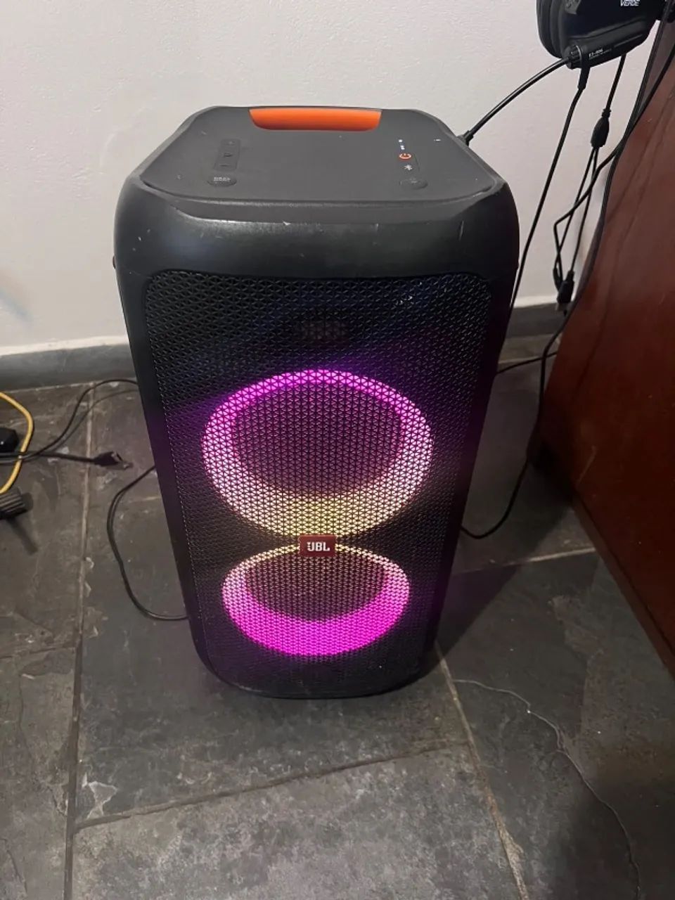 JBL Partybox100 Usada