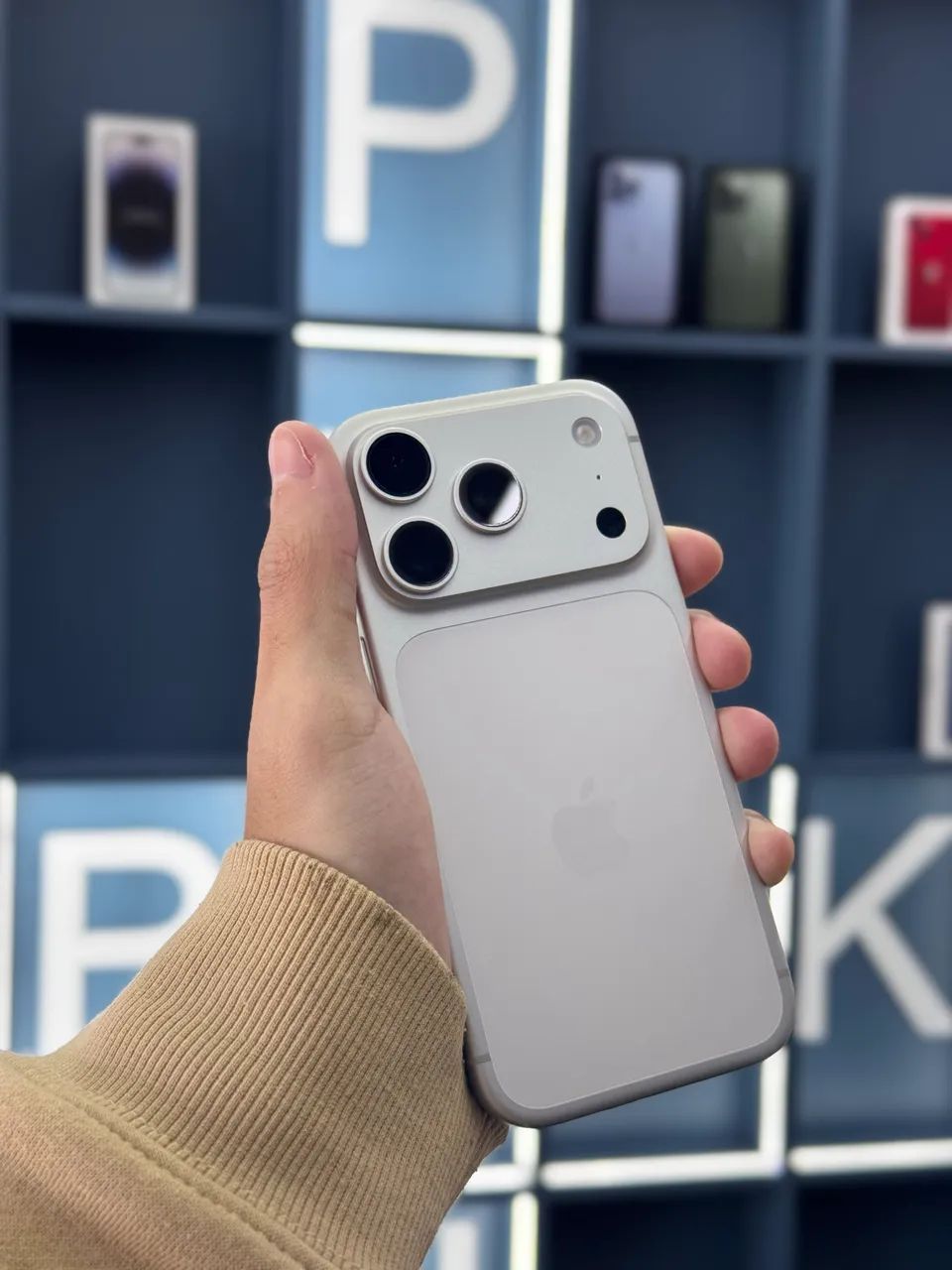 iPhone 17 Pro 256GB Silver - Celulares e Smartphones - Alphaville