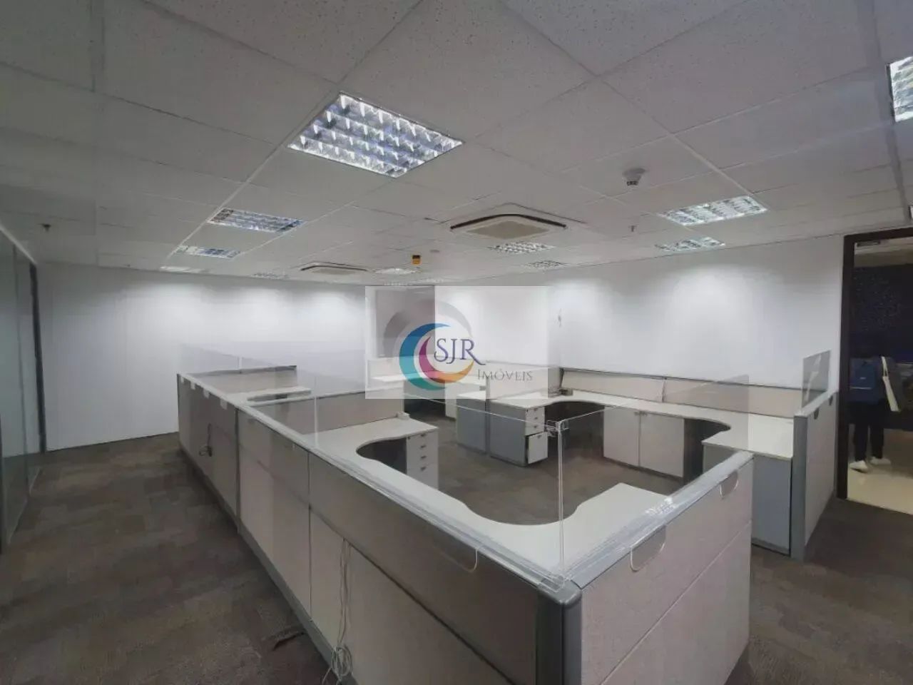 Conjunto para alugar, 240 m² - Cerqueira César - São Paulo/SP