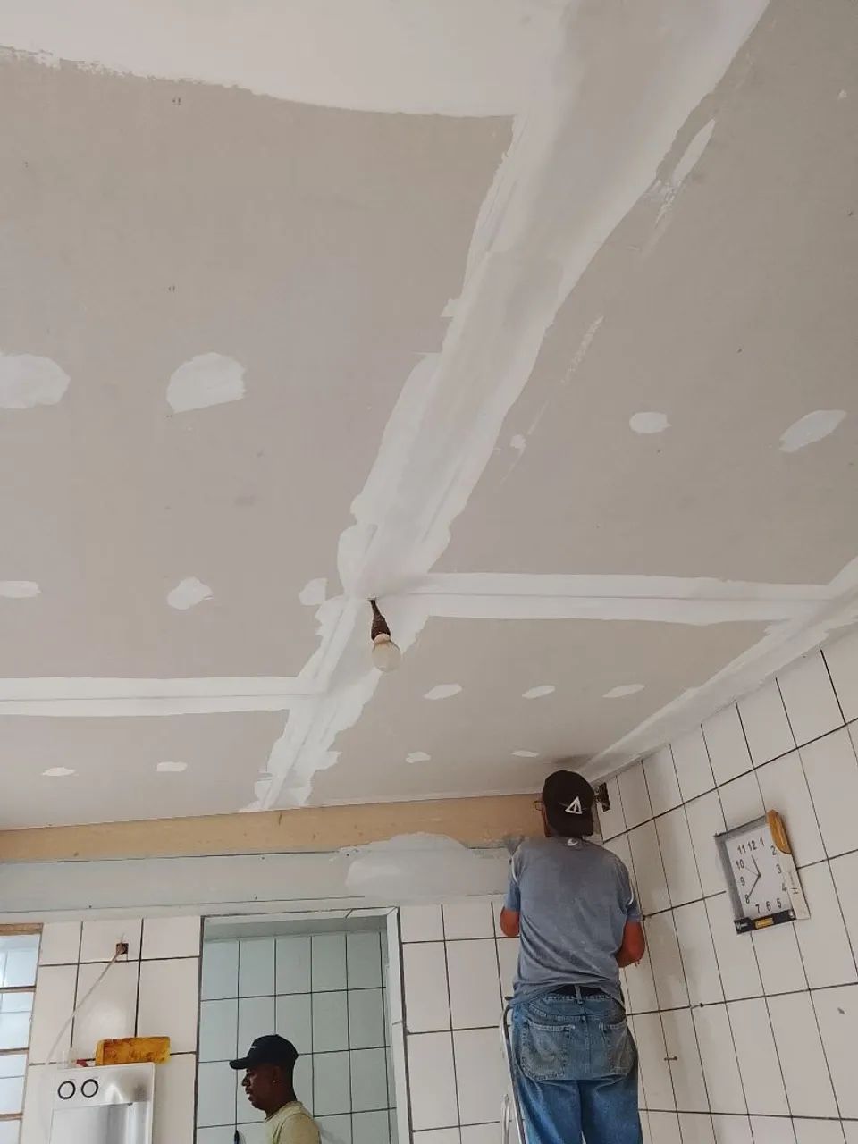 RJ forros PVC e gesso acartonado 