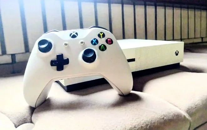 Xbox One s Semi novo 1 controle  - Foto 2