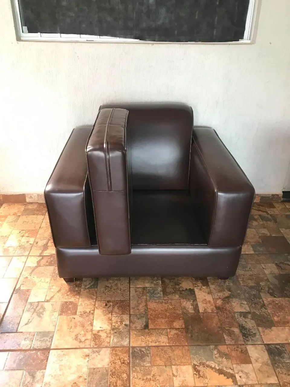 Linda Poltrona De Luxo Couro marrom  - Foto 3