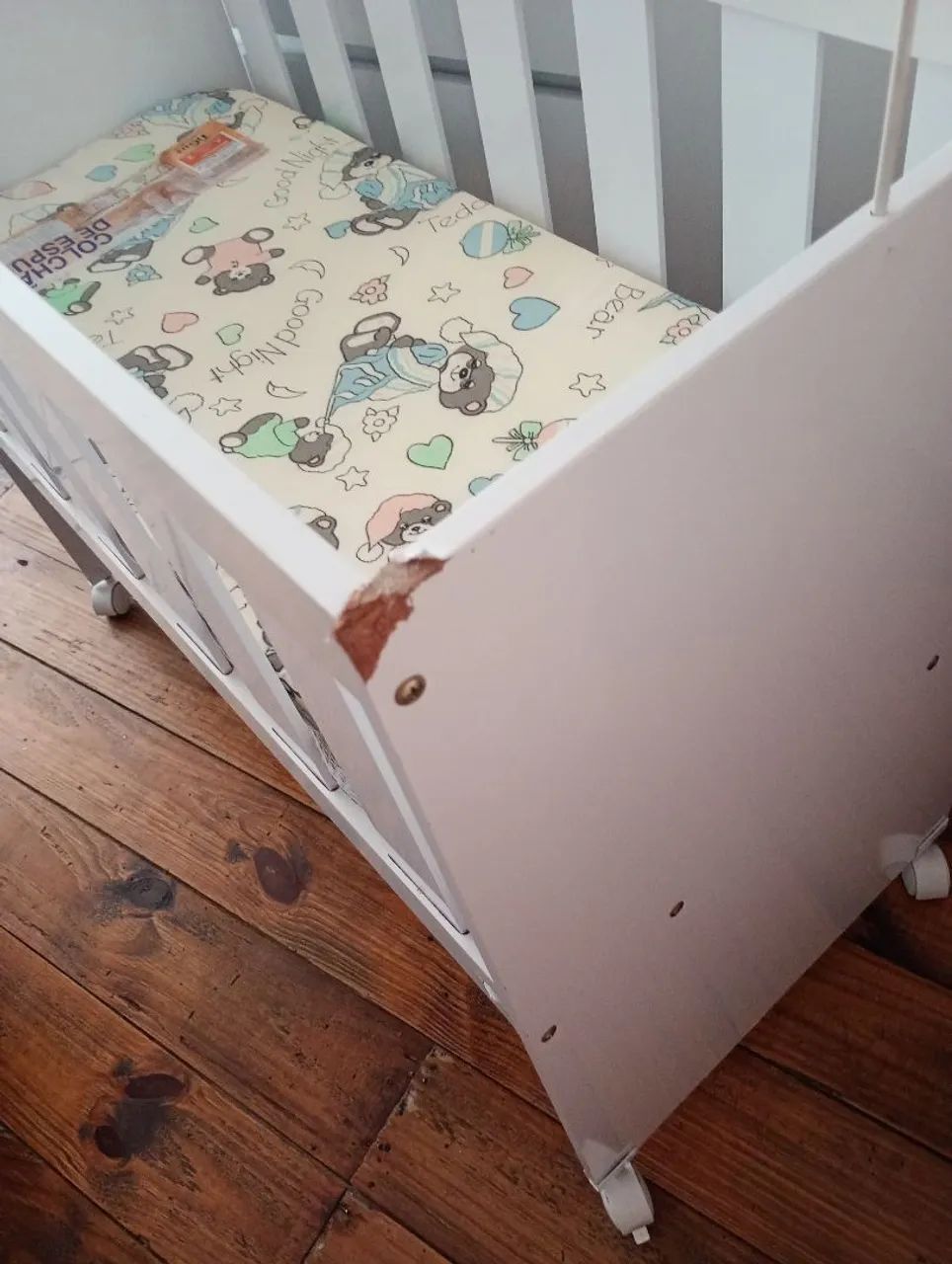 Vendo mini berço com colchão  - Foto 3