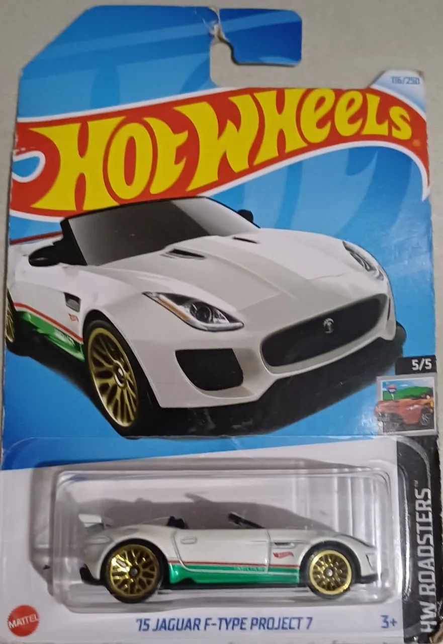 Hot Wheels Jaguar F-Type Project 7