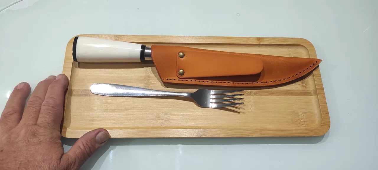 Tábuas de corte e faca 