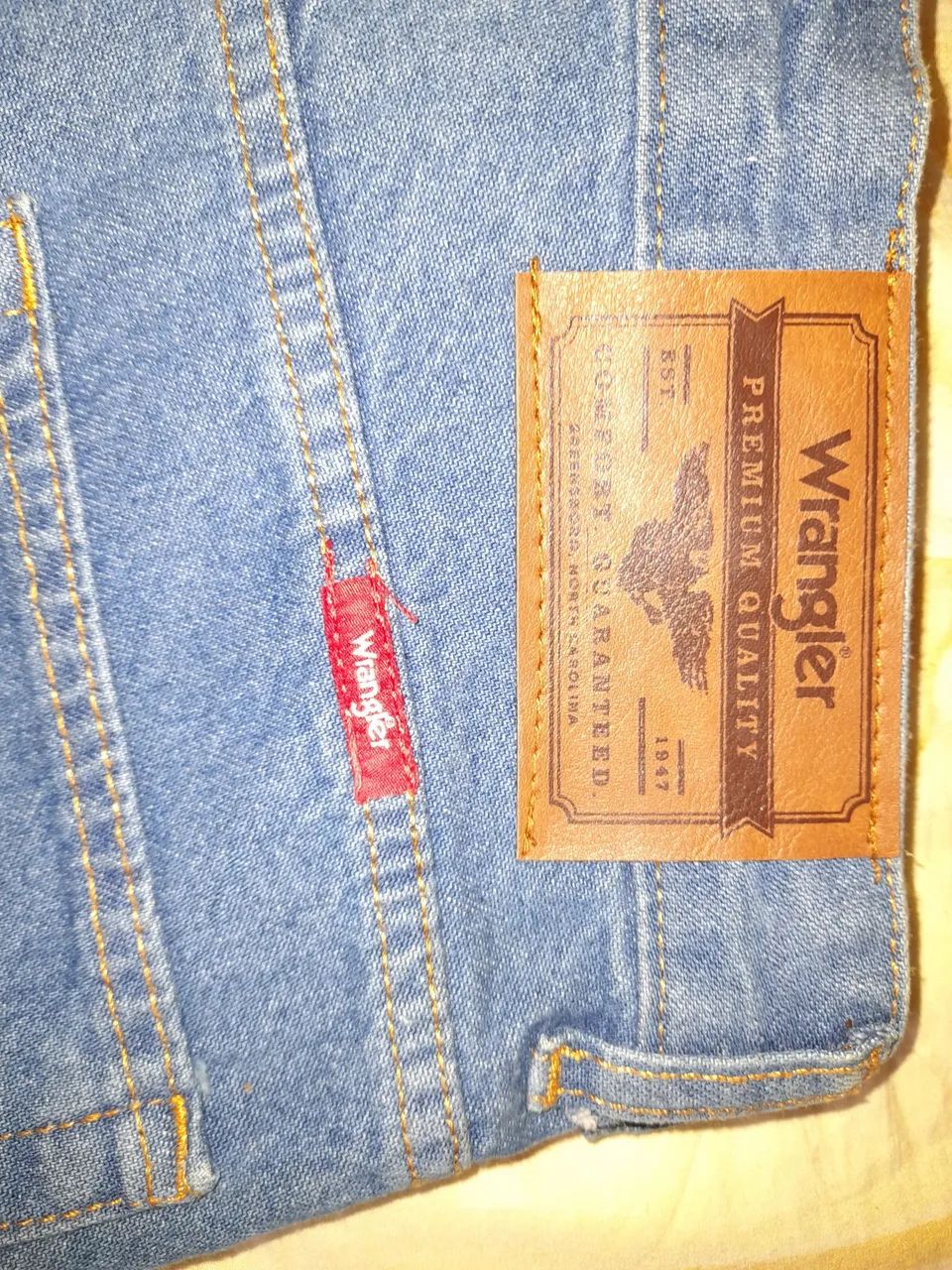 Vende-se calça ? nunca foi usada não deu no meu filho - Foto 3