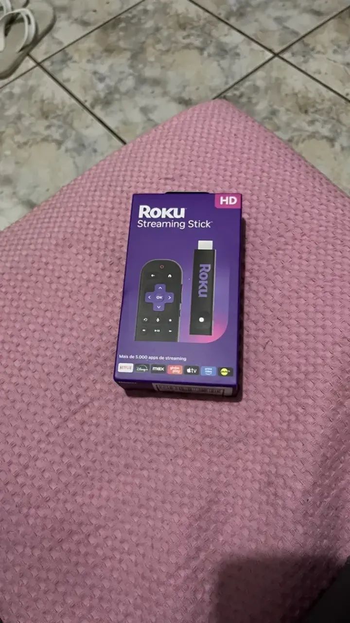 Roku Streaming Stick TVBox Aparelho Transforma TV em Smart Conversor Smart TV Controle Voz - Foto 3