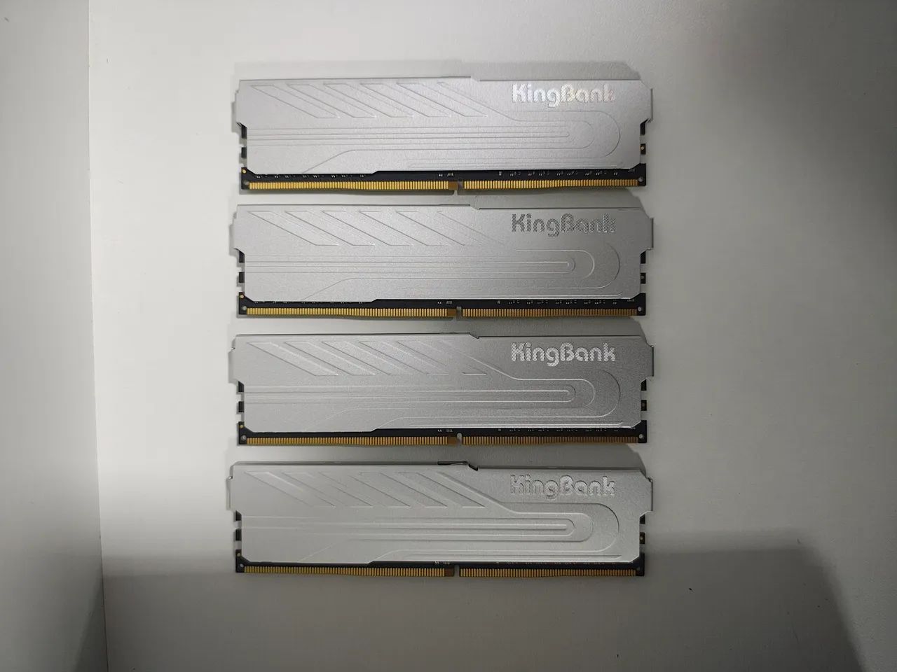 32GB (4x8GB) Ram DDR4 3200mhz