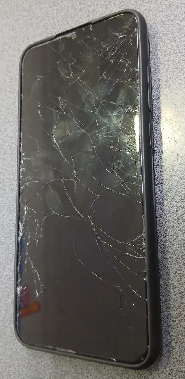 Celular Samsung A04e - Tela Trincada - Foto 2