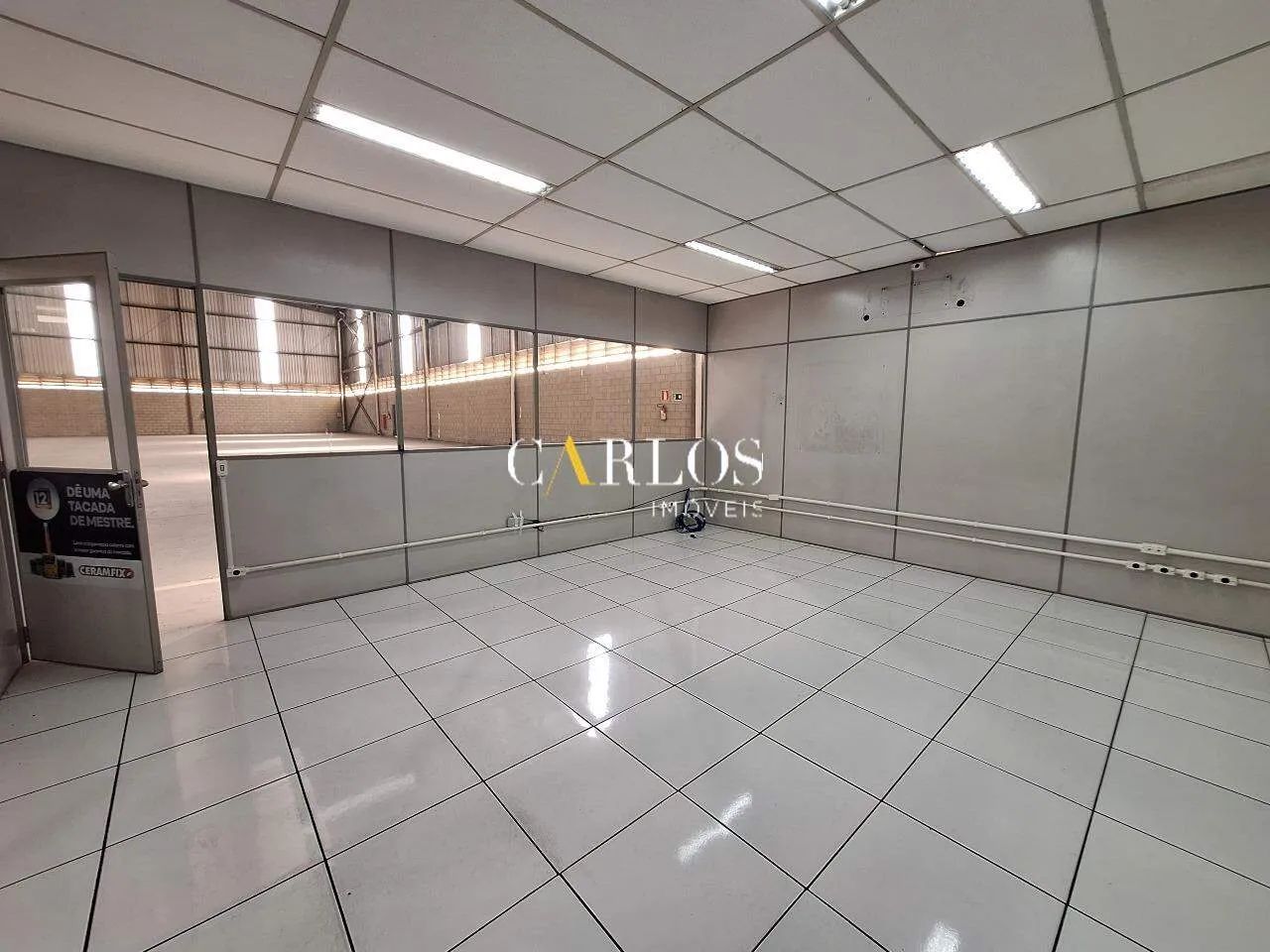 Galpão habite-se, pátio e muita visibilidade pela BR 424 - Foto 3