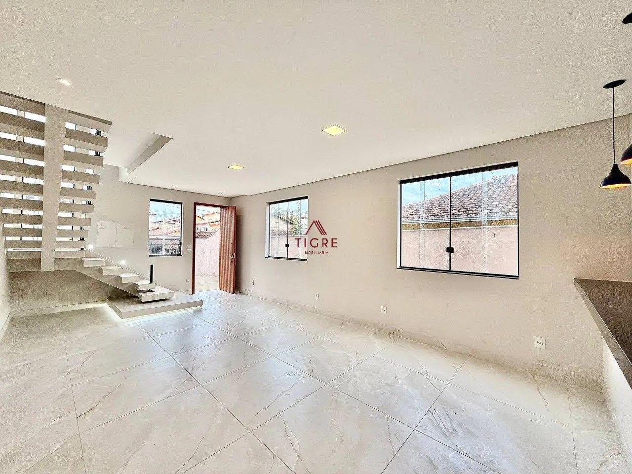 Casa com 3 Quartos à Venda, 180m² - Foto 5