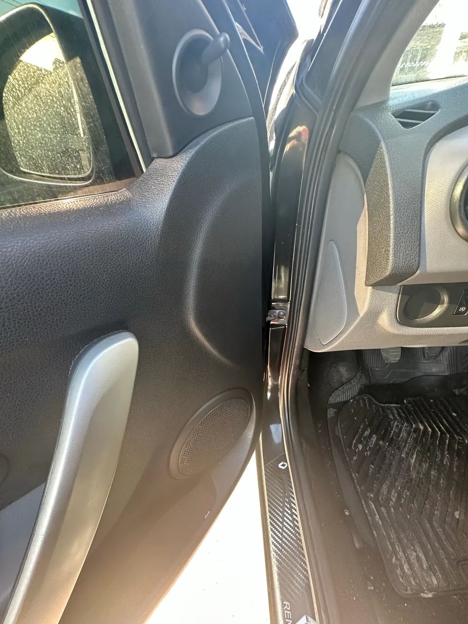 Renault Logan Expression Flex 1.6 16V 4P 2018 - Foto 3