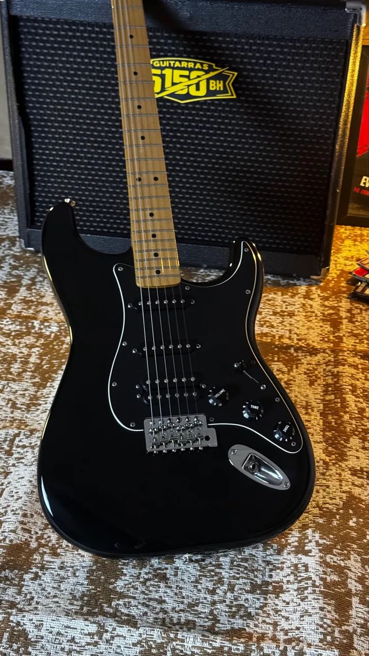 Fender Standard Limited Edition HSS - Foto 5