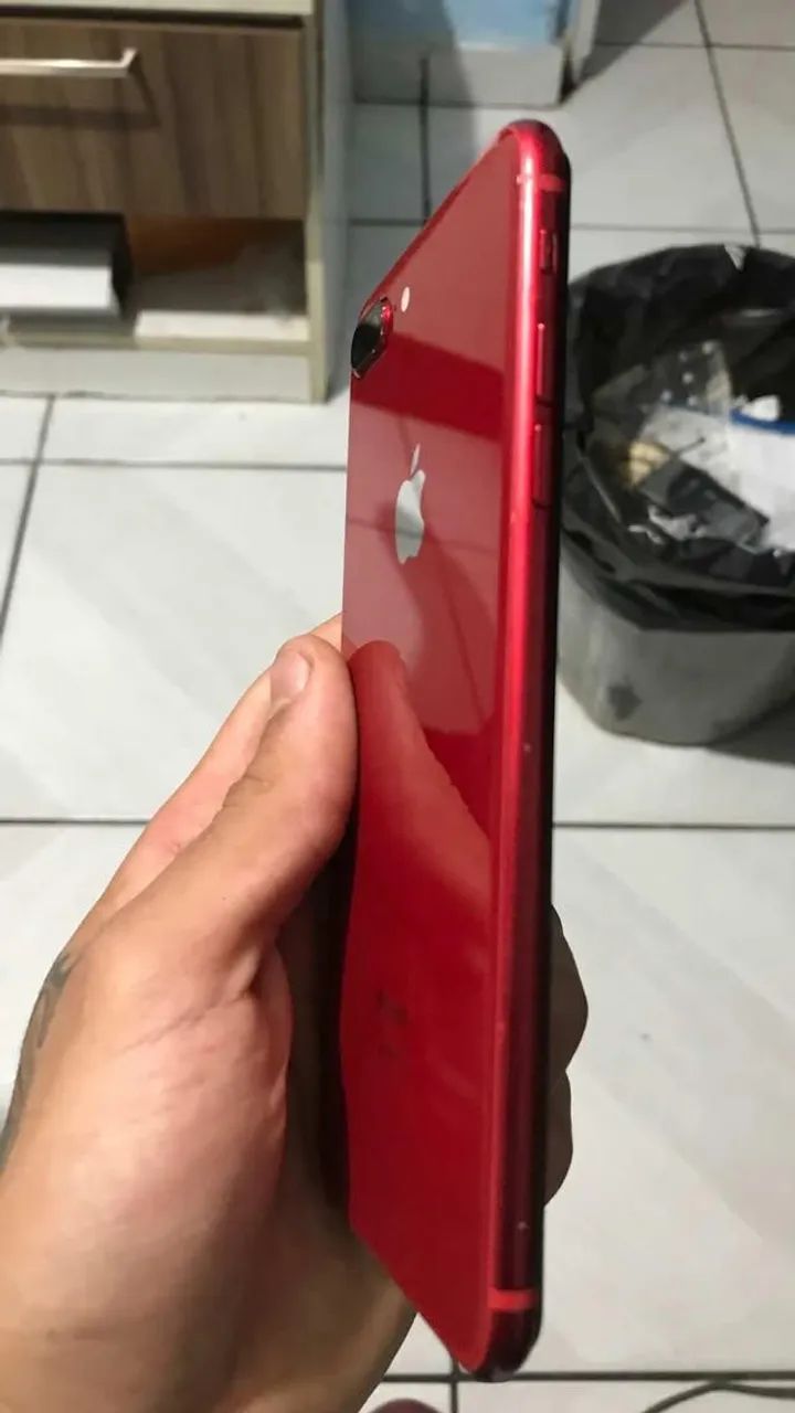 iPhone 8 Plus 64GB (PRODUCT)RED Vermelho - Estado de Novo - Câmera
