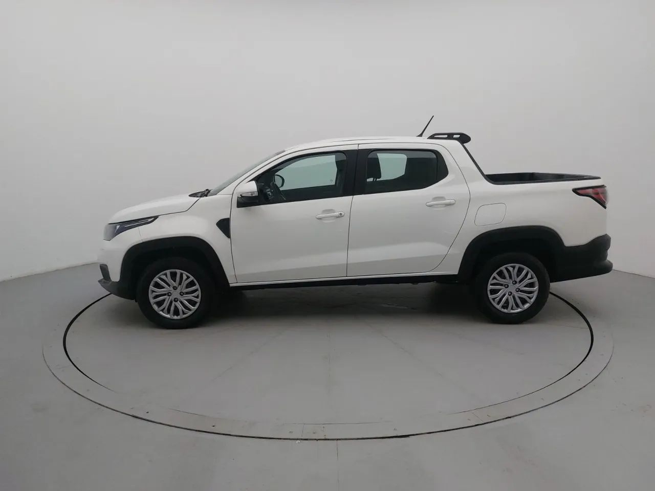 Fiat Strada Freedom 1.3 Flex 8V CS Plus 2024 - Foto 2