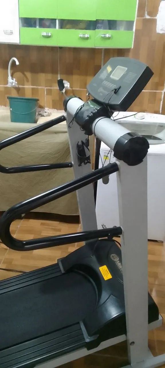 Vendo excelente esteira zerada funcionando perfeitamente moviment  - Foto 4