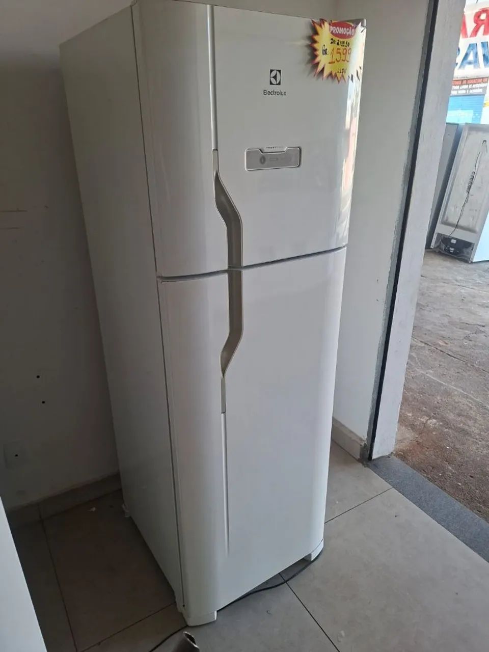 Vendo geladeira  - Foto 2
