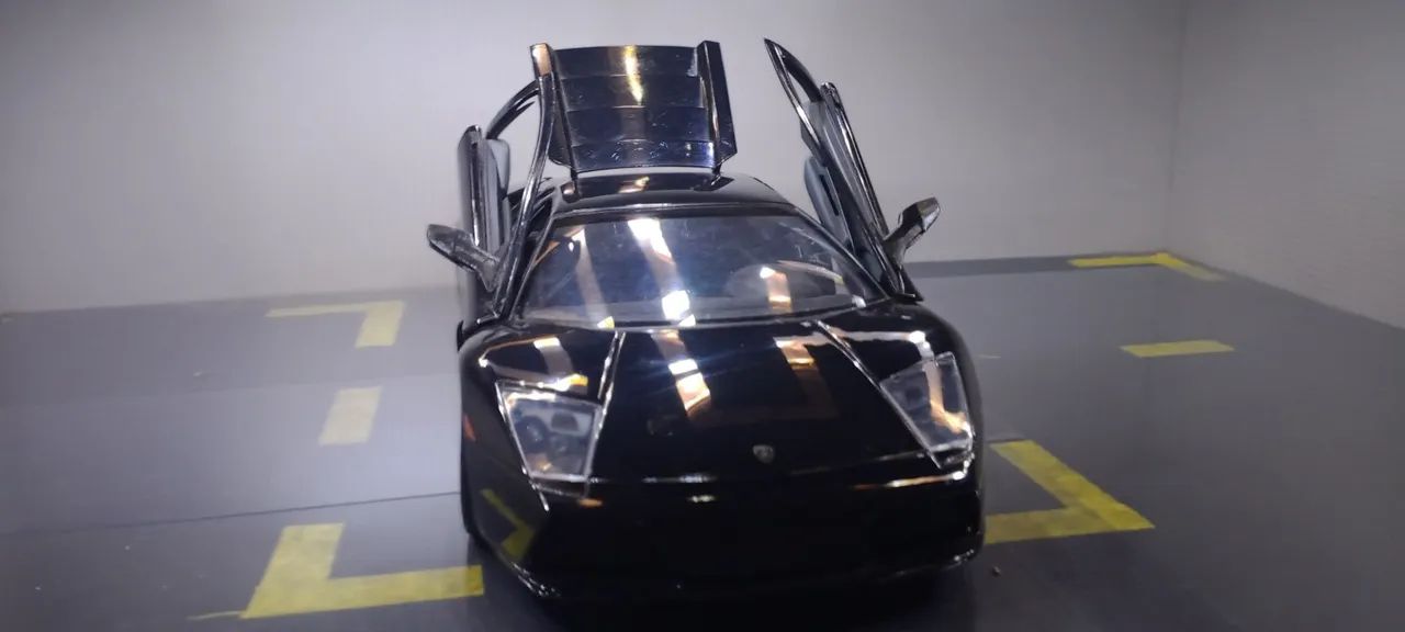 Lamborghini Murcielago AutoArt 