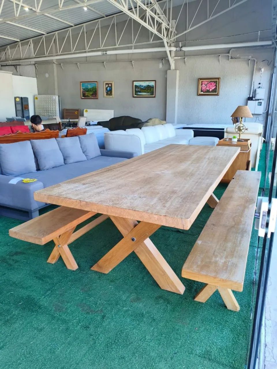 Mesa de Madeira Maciça Rústica com pés em X 2 bancos - Foto 2