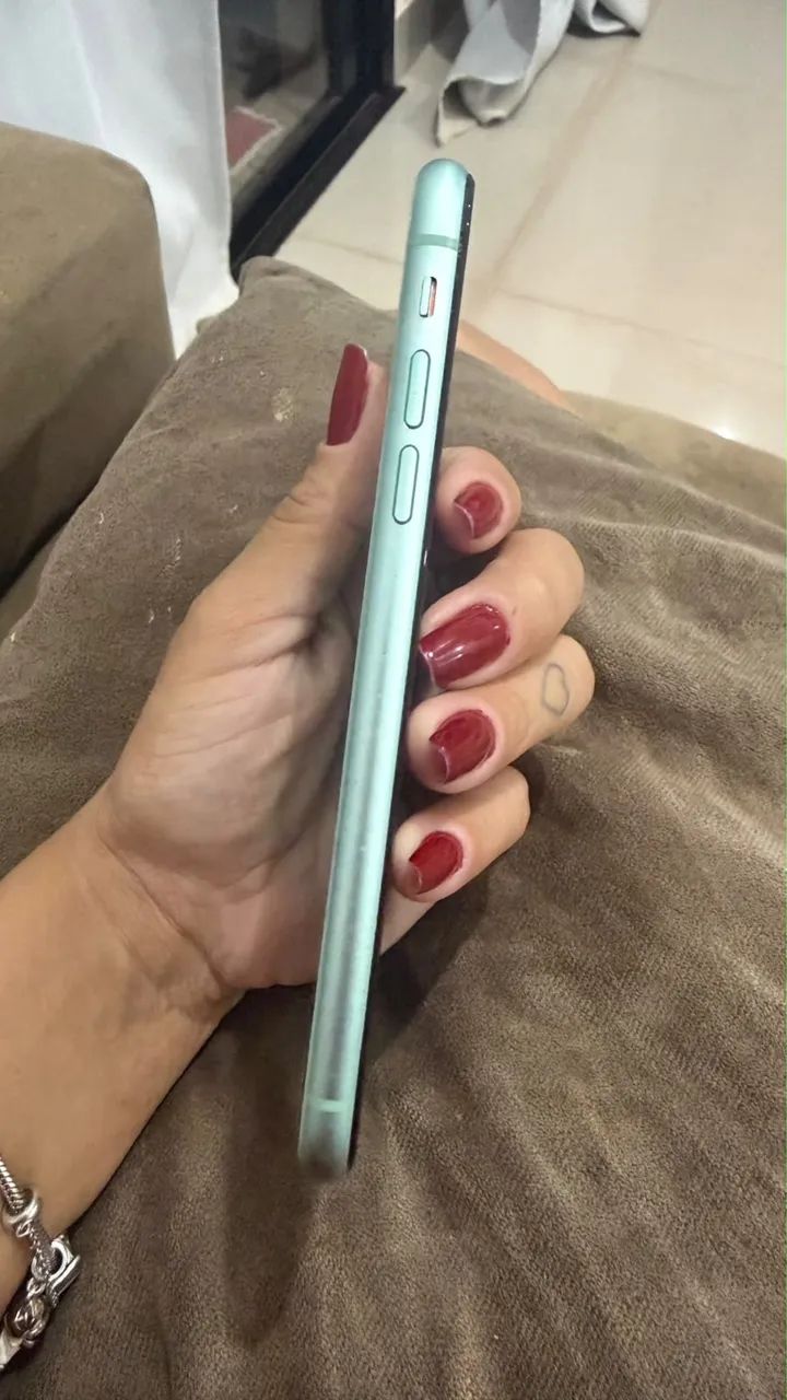 Vendo iPhone 11, 128 Gb - Foto 5
