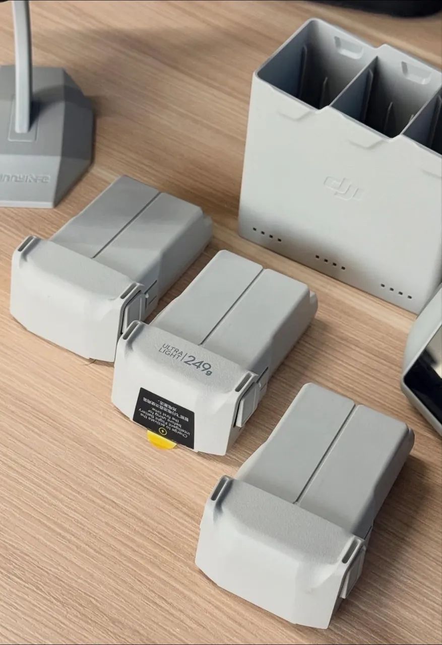 Drone DJI mini 3 Com tela 3 baterias  Novo lacrado Loja física  - Foto 2