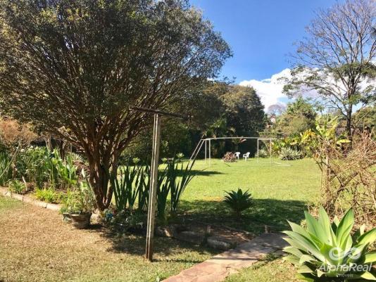 Casa com 5 quartos linear com piscina, campo de futebol, canil, horta - Foto 11